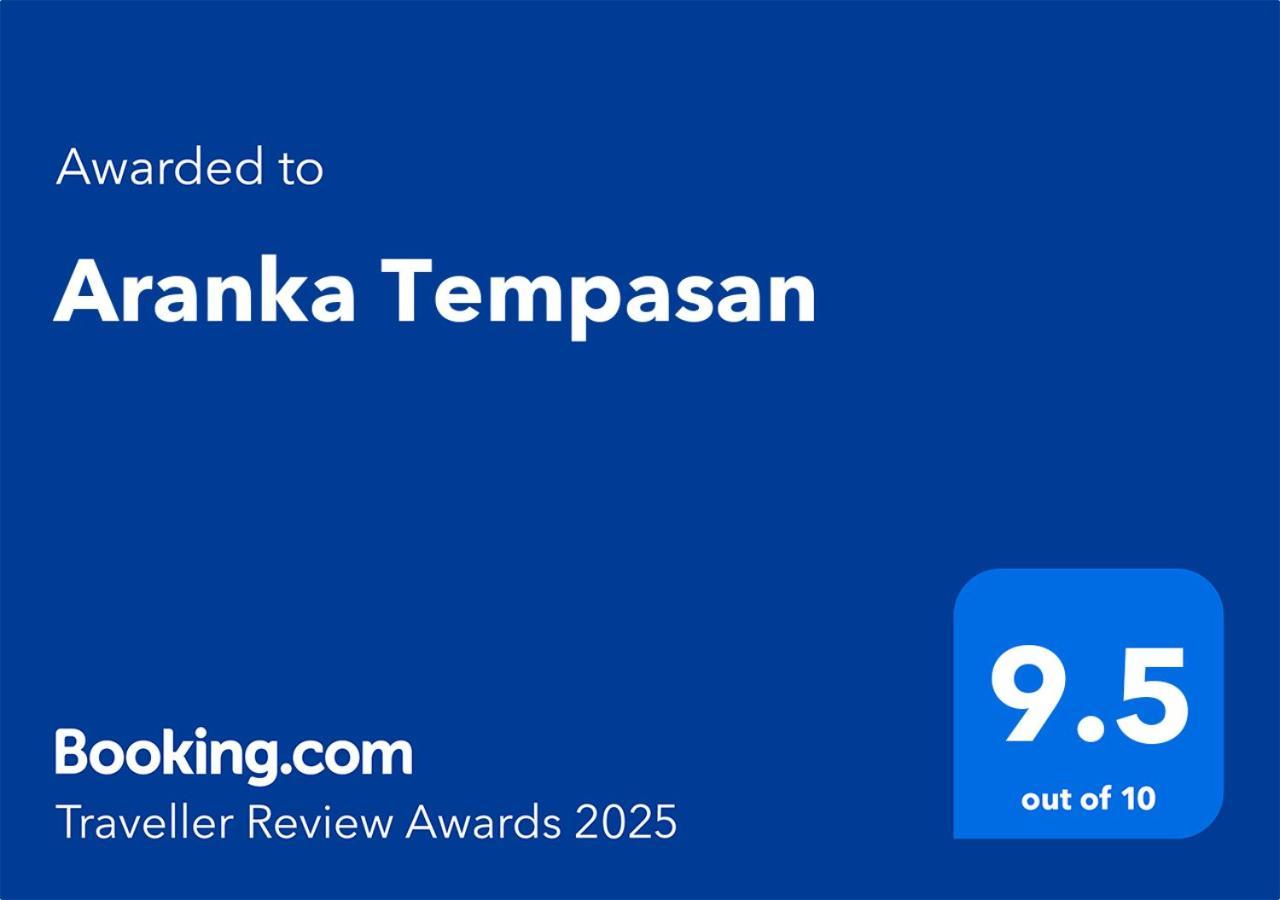 Aranka Tempasan Villa Sangyang Eksteriør billede